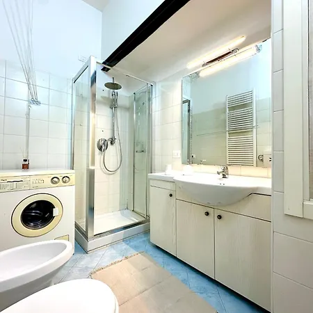 Venezia-mestre Art Bros#4 * البندقية